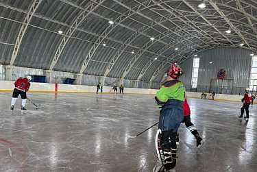 Концерты, подарки и спортивные состязания